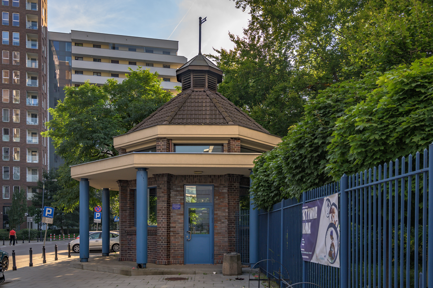 Zdjęcie architektury budynku Ujęcie wody oligoceńskiej